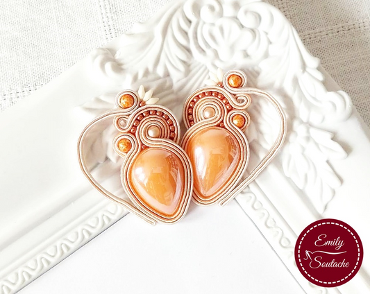 Szív küldi fazon több színben