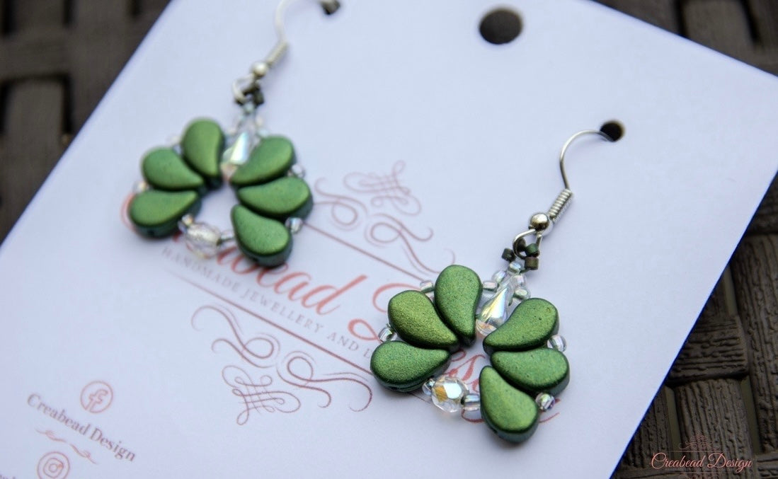 Matyórózsa stílusú fülbevaló több színben