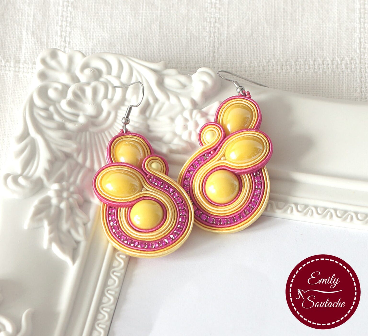 Nőszirom fazon több színben