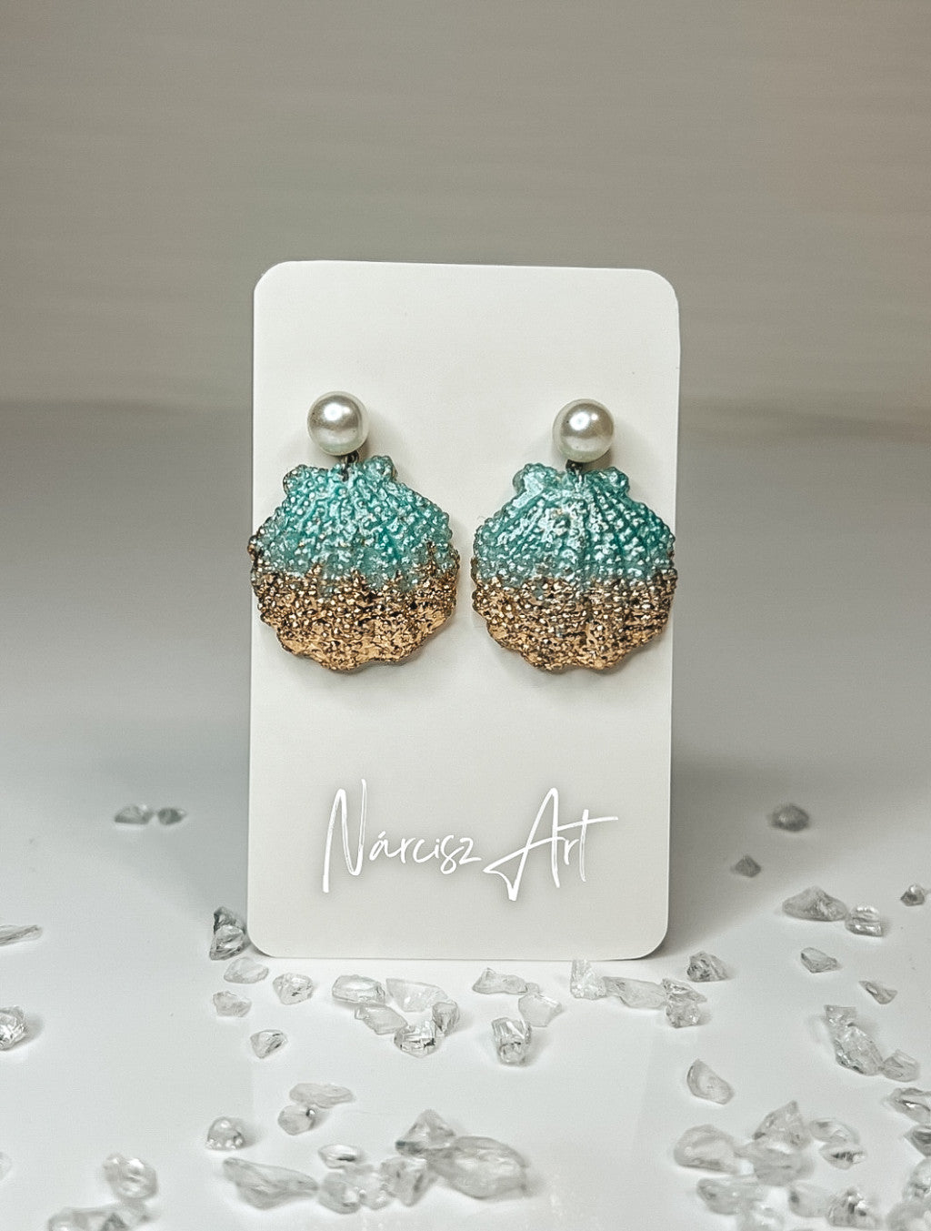 Kagylós formájú epoxi gyanta fülbevaló, több színben