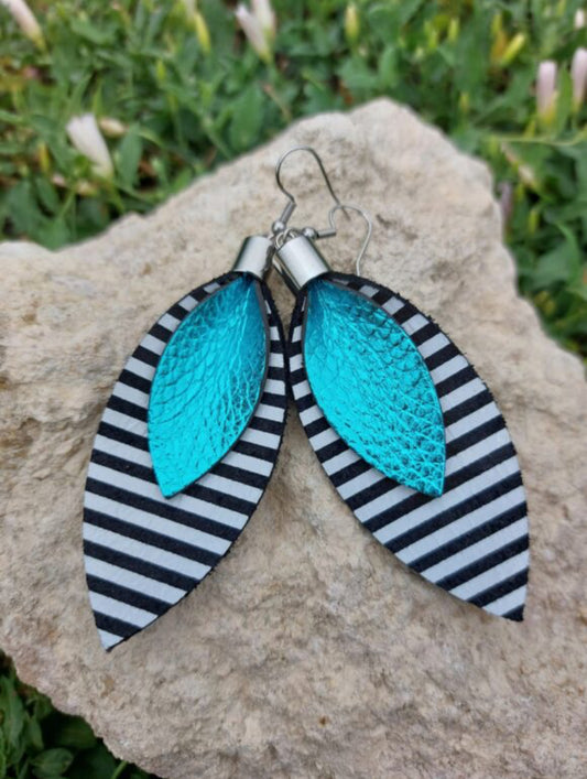 BALI MINTÁS FÜLBEVALÓ