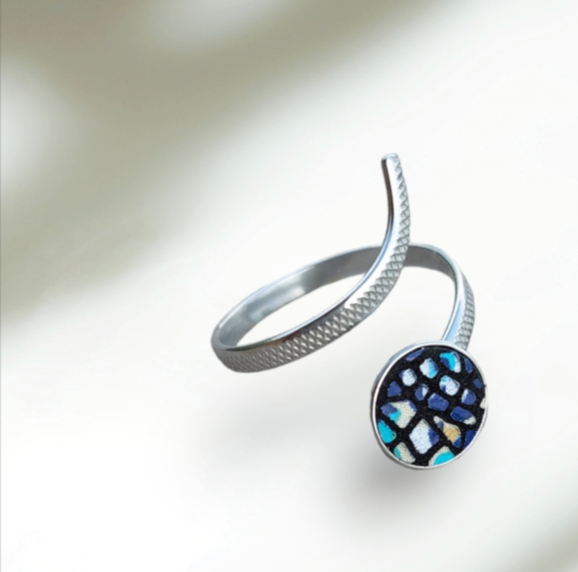 ORVOSI FÉM GYŰRŰ BŐR Belsővel