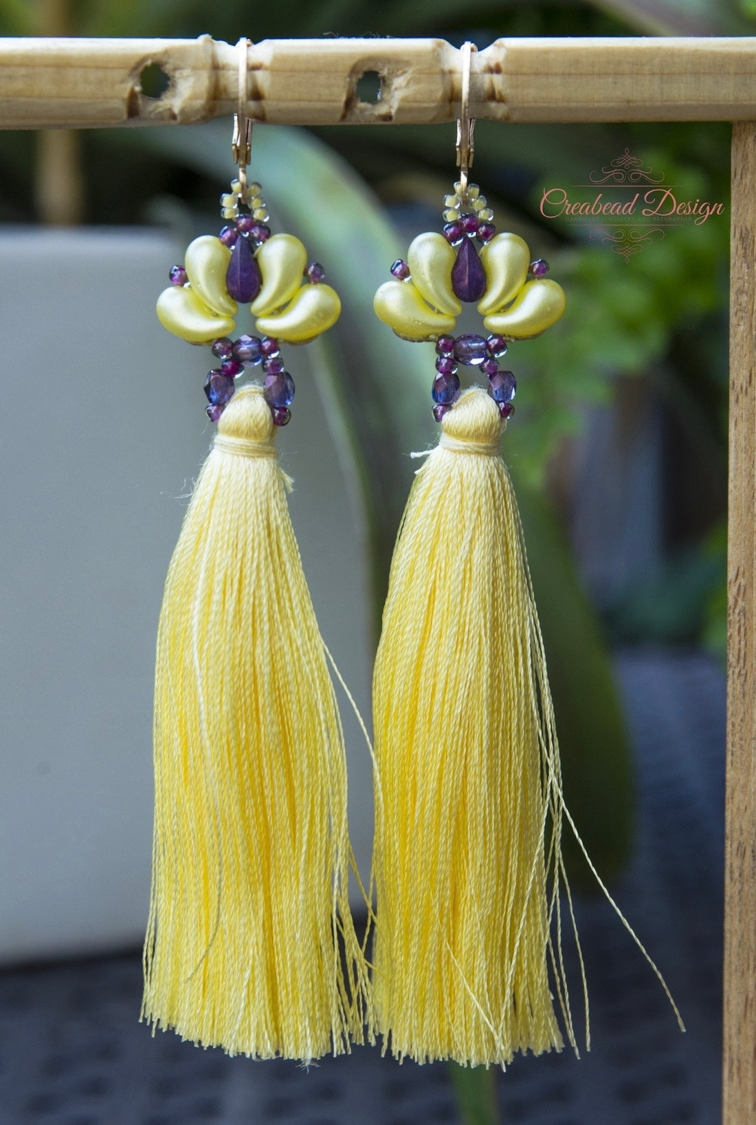 Hosszú bojtos matyó tulipán fülbevaló több színben