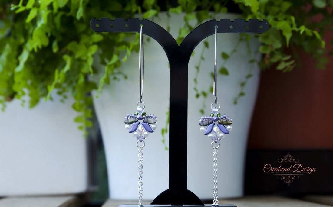 Karika fülbevaló matyó stílusú láncos dísszel több színben