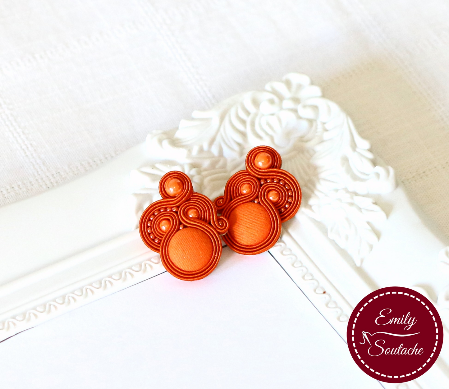 Gömböc fazon több színben