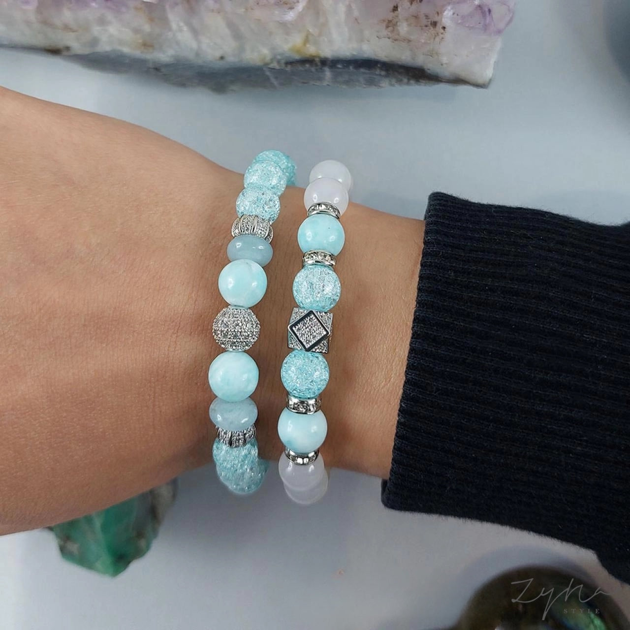 Belső békét teremtő, szervezet öngyógyító képességét aktivizáló női ásvány karkötő szett