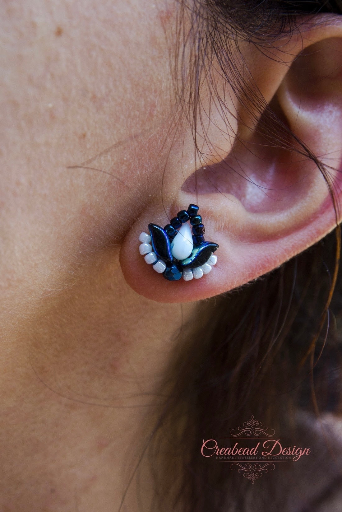 Kicsi bedugós matyó tulipán fülbevaló több színben