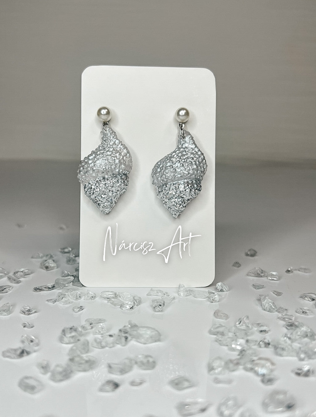 Kagyló formájú epoxi gyanta fülbevaló, több színben