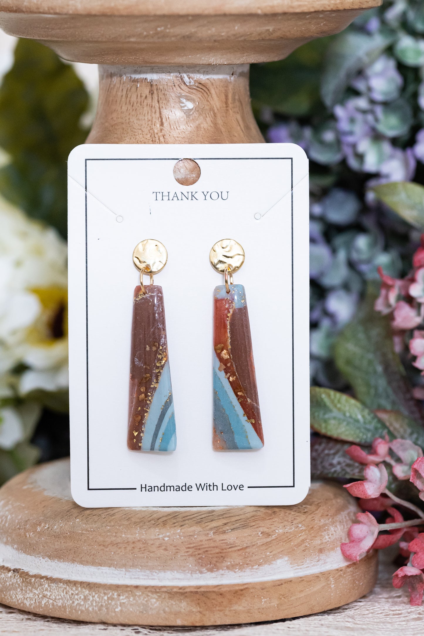 Terra Glow nagyobb csüngős fülbevaló többféle formában, márványos színekben